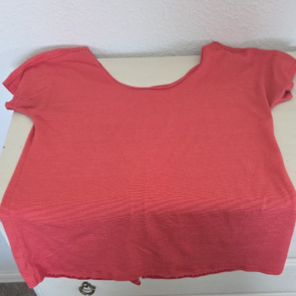Skechers Coral Scoop Neck Top w/ Back "Tuxedo" Tails Size Large